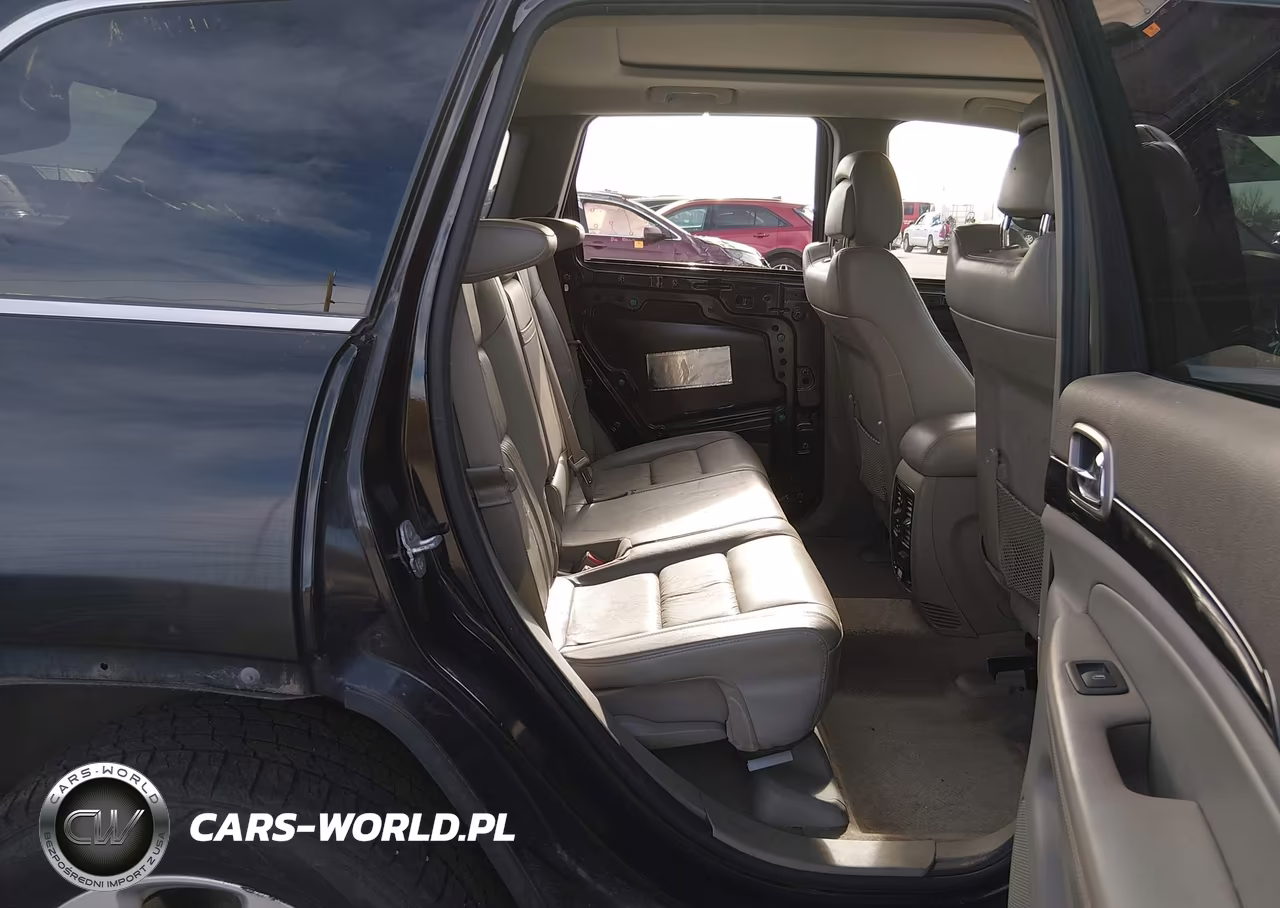 2012 Jeep Grand Cherokee Laredo VIN:1C4RJFAT8CC203785 - 8