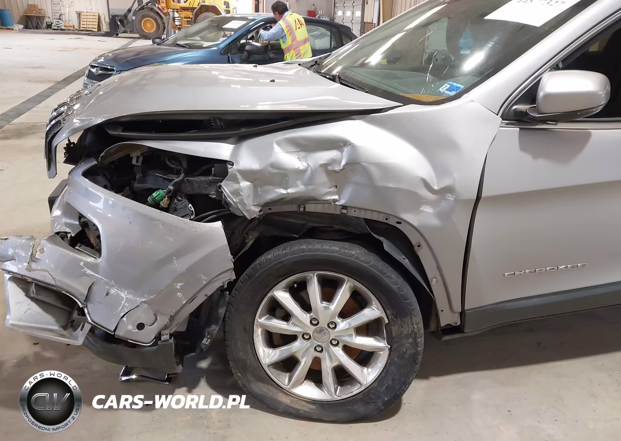 2014 Jeep Cherokee Limited VIN:1C4PJMDB1EW150153 - 6