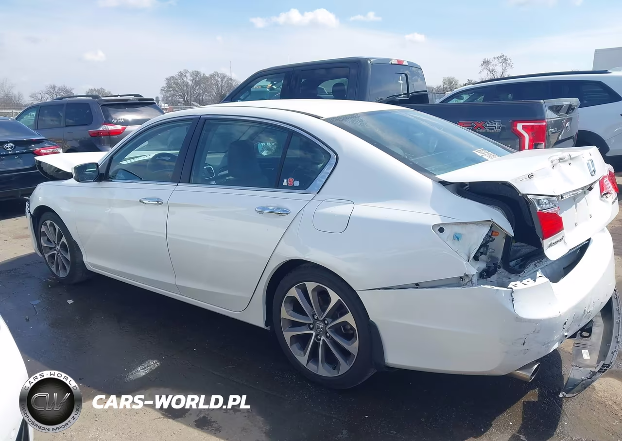 2015 Honda Accord Sport VIN:1HGCR2F5XFA234748 - 14