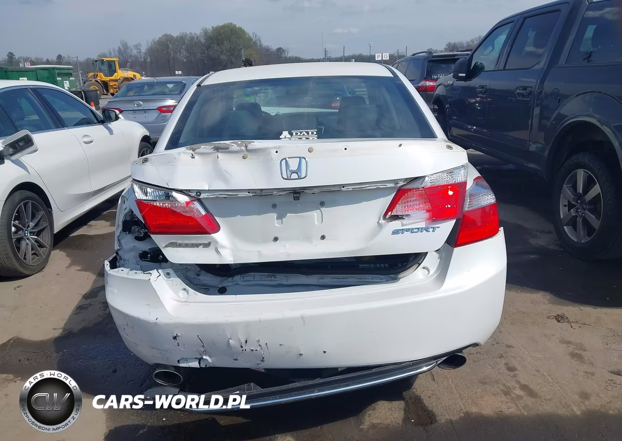 2015 Honda Accord Sport VIN:1HGCR2F5XFA234748 - 16