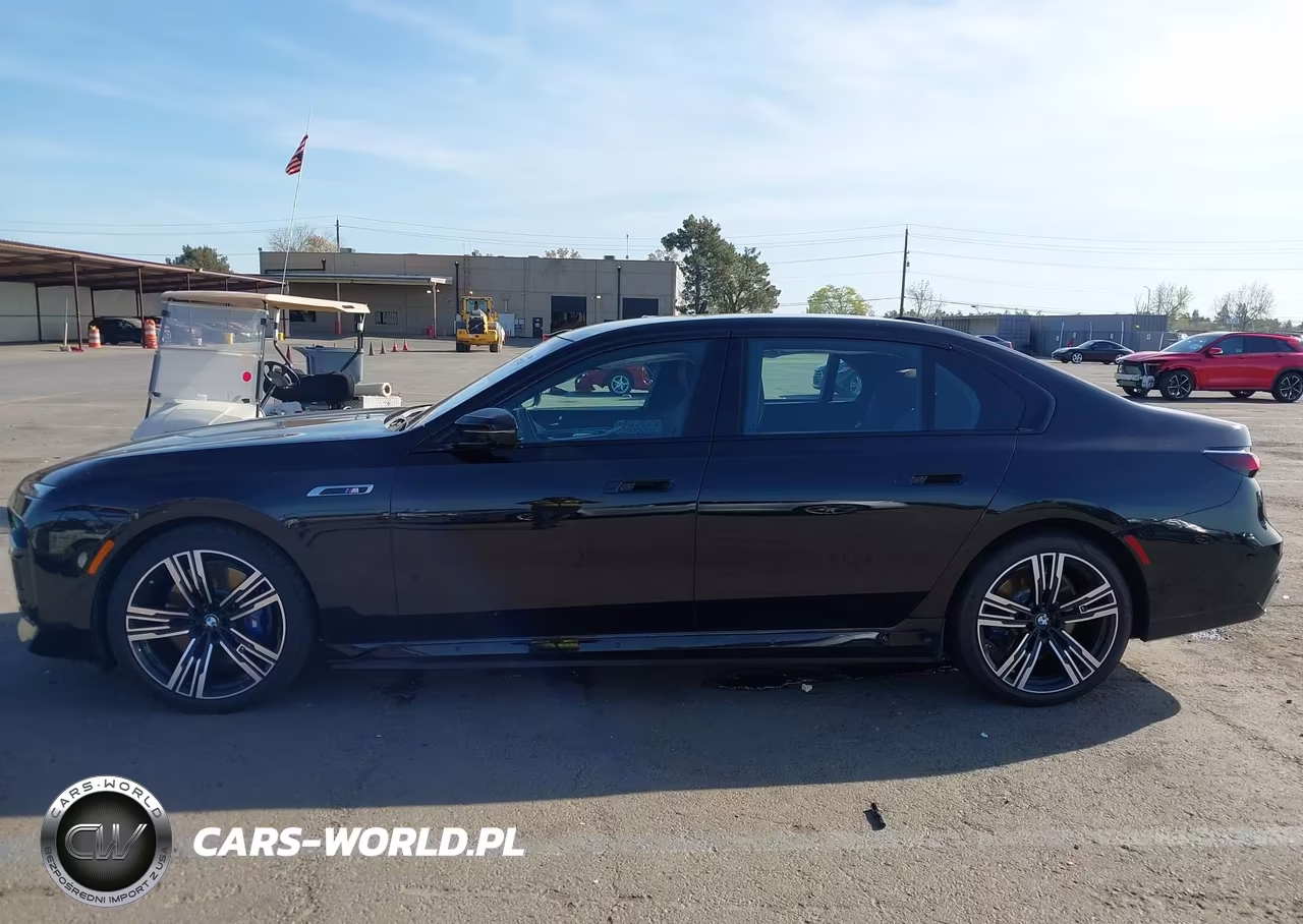 2024 BMW I7 M70 VIN:WBY83EH00RCP70463 - 13