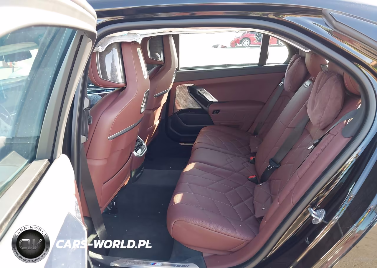 2024 BMW I7 M70 VIN:WBY83EH00RCP70463 - 8
