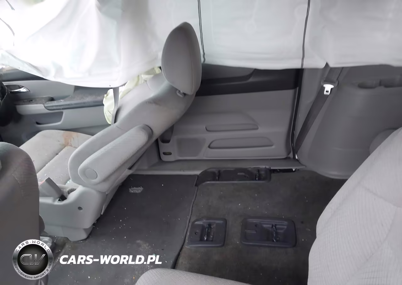 2014 Honda Odyssey Lx VIN:5FNRL5H24EB104114 - 8