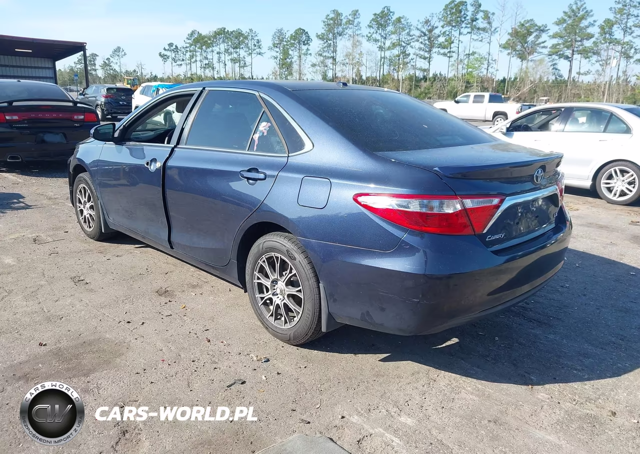 2016 Toyota Camry Le VIN:4T1BF1FK7GU502315 - 3