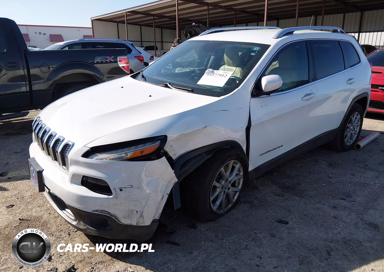 2016 Jeep Cherokee Latitude VIN:1C4PJLCS4GW363712 - 2