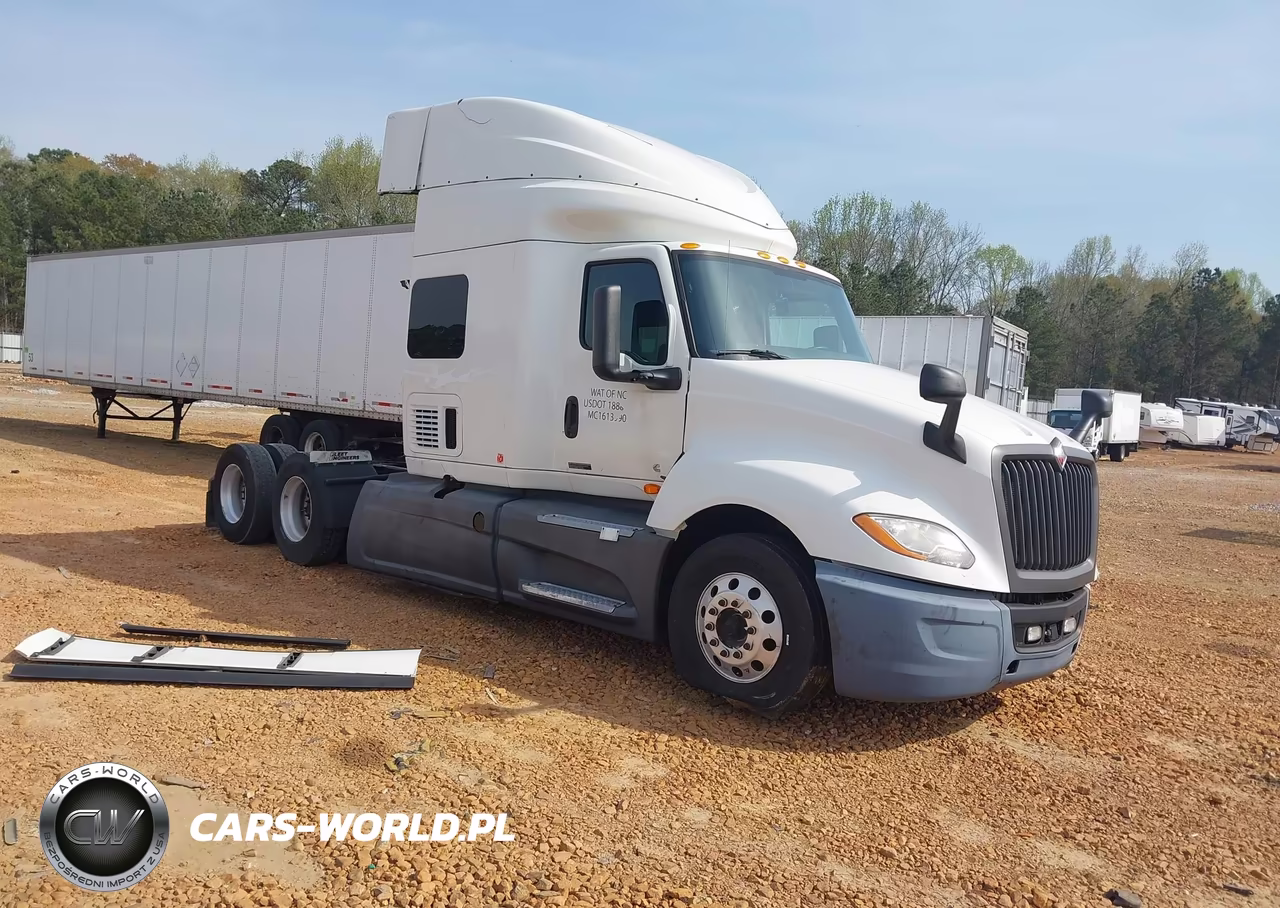 2019 International Lt
