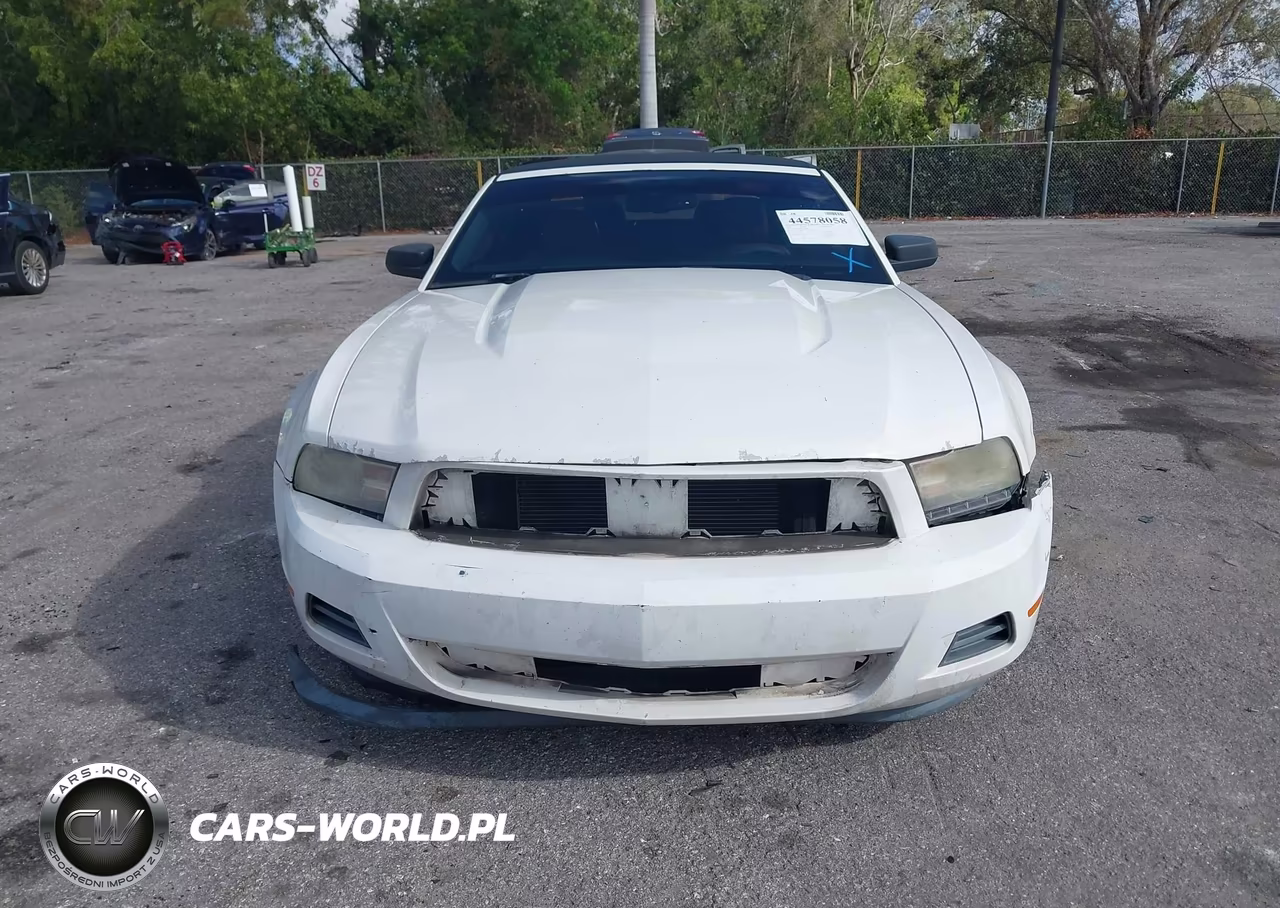 2011 Ford Mustang V6 Premium VIN:1ZVBP8EM3B5163467 - 15