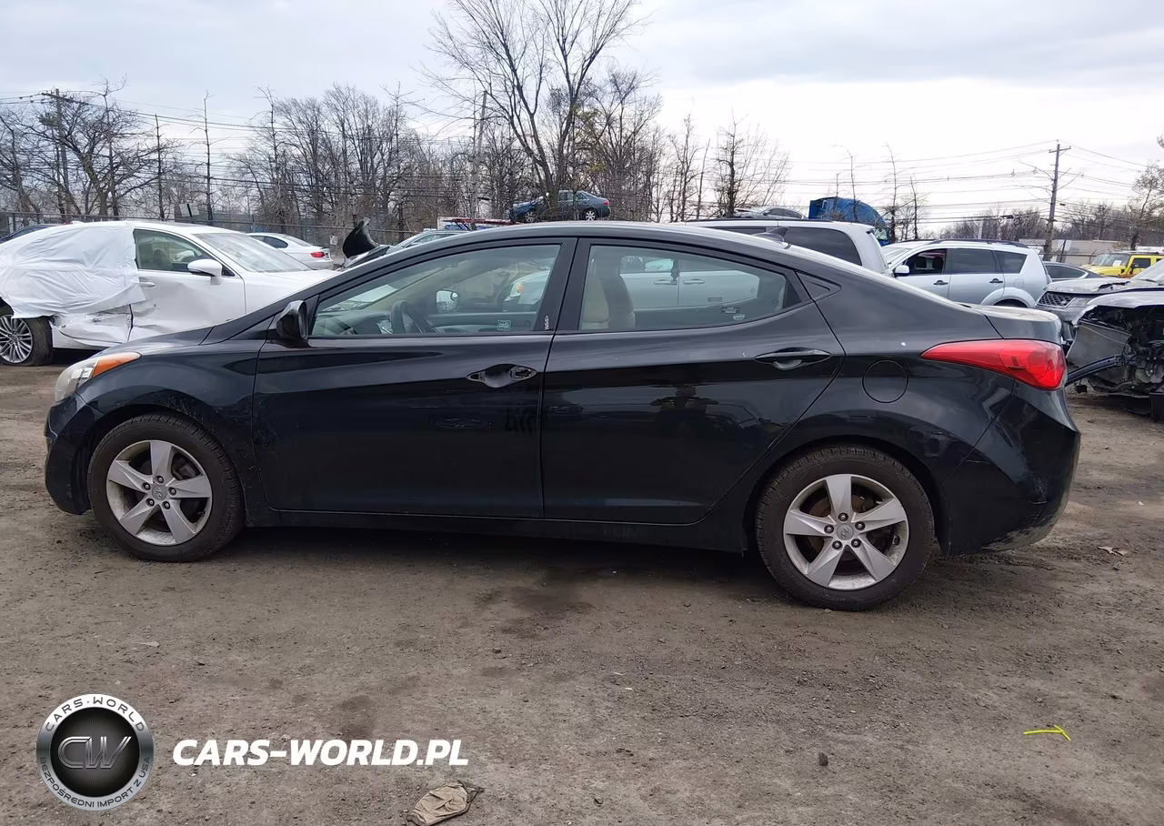 2011 Hyundai Elantra Gls VIN:5NPDH4AE7BH015838 - 14