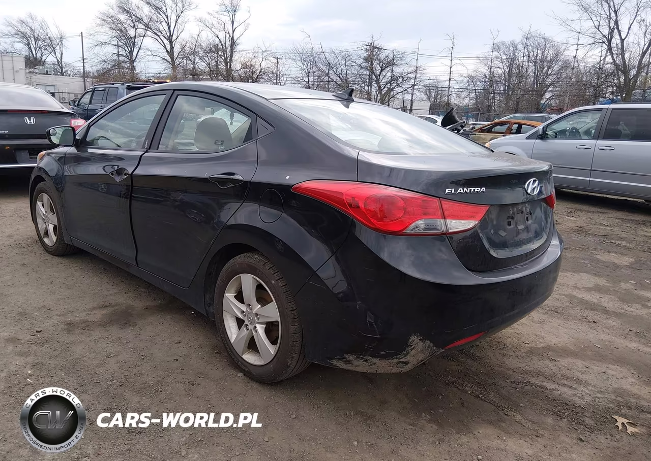 2011 Hyundai Elantra Gls VIN:5NPDH4AE7BH015838 - 3