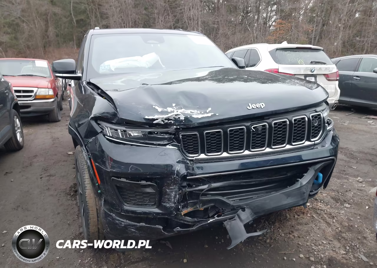 2023 Jeep Grand Cherokee 4Xe Overland VIN:1C4RJYD66P8836974 - 11