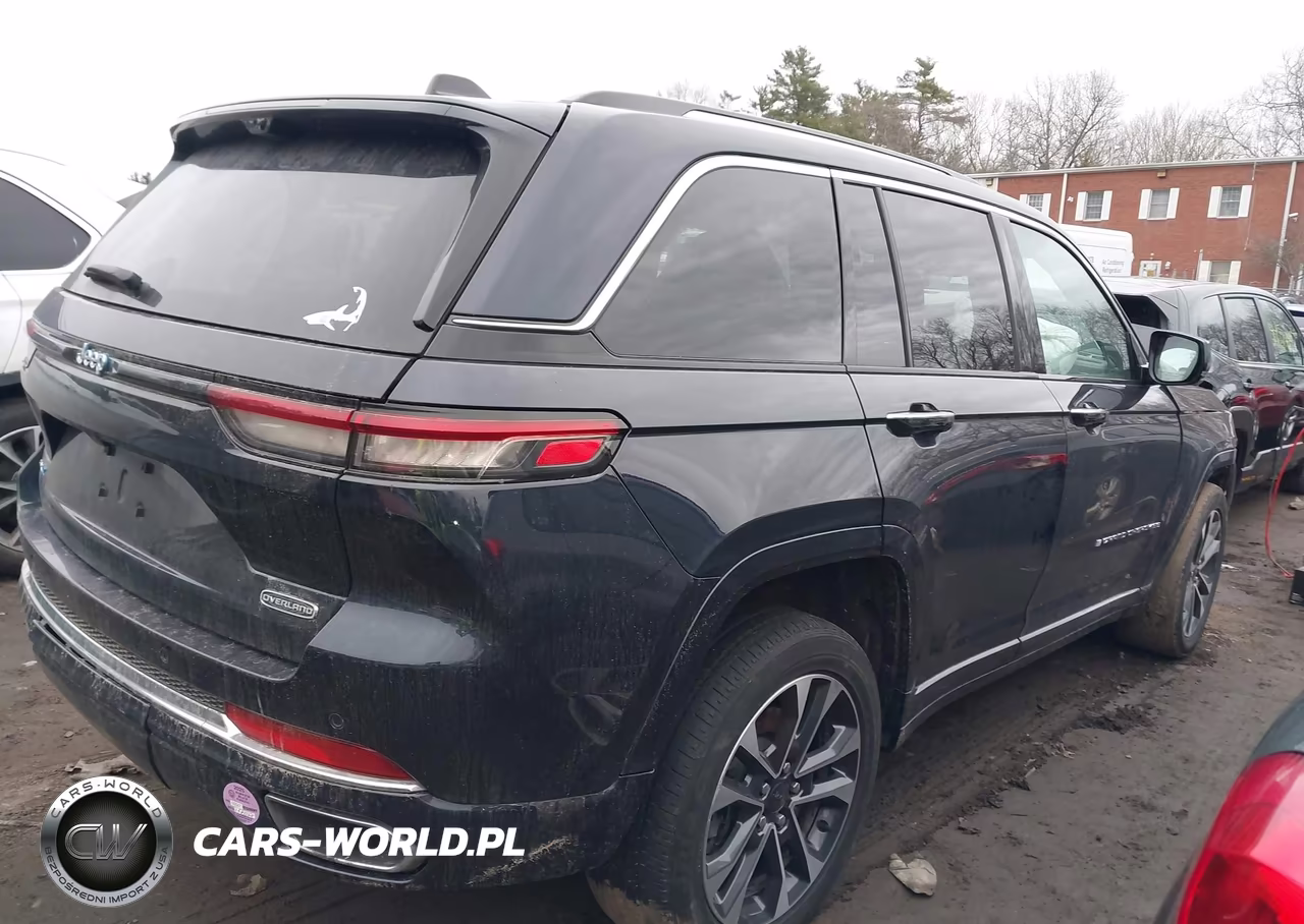 2023 Jeep Grand Cherokee 4Xe Overland VIN:1C4RJYD66P8836974 - 12