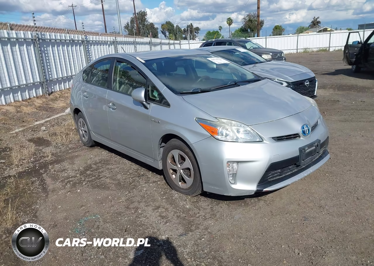 2014 Toyota Prius Three