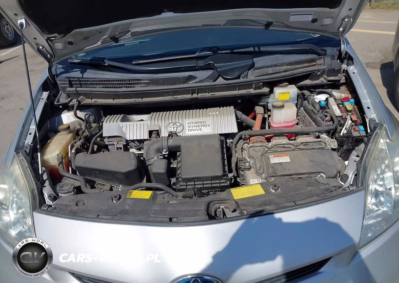 2014 Toyota Prius Three VIN:JTDKN3DU4E0358203 - 10