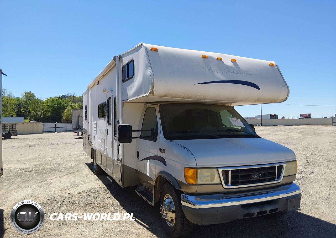 2004 Ford E-450 Cutaway Standard
