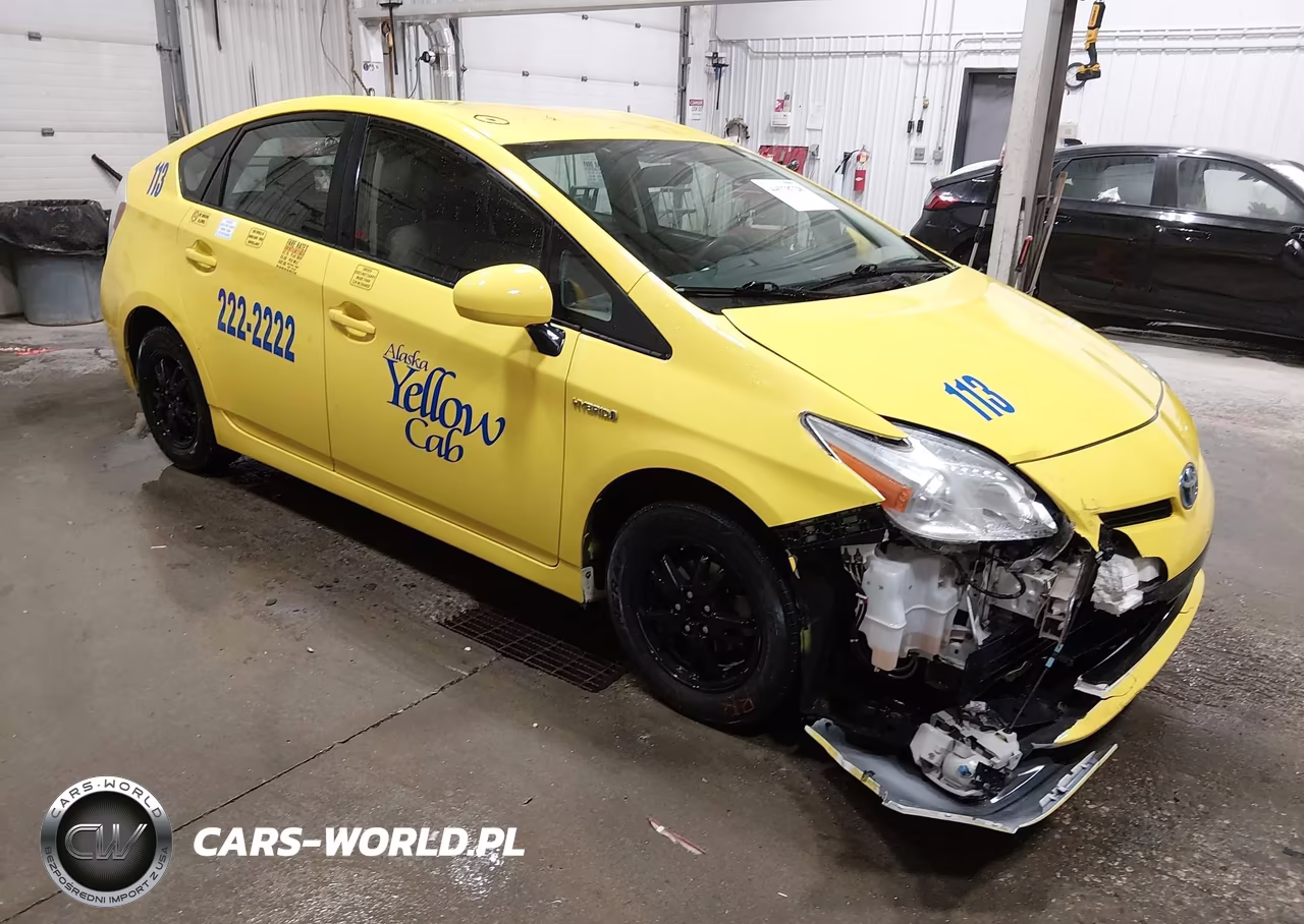 2013 Toyota Prius Two – zdjęcie 1 z 17