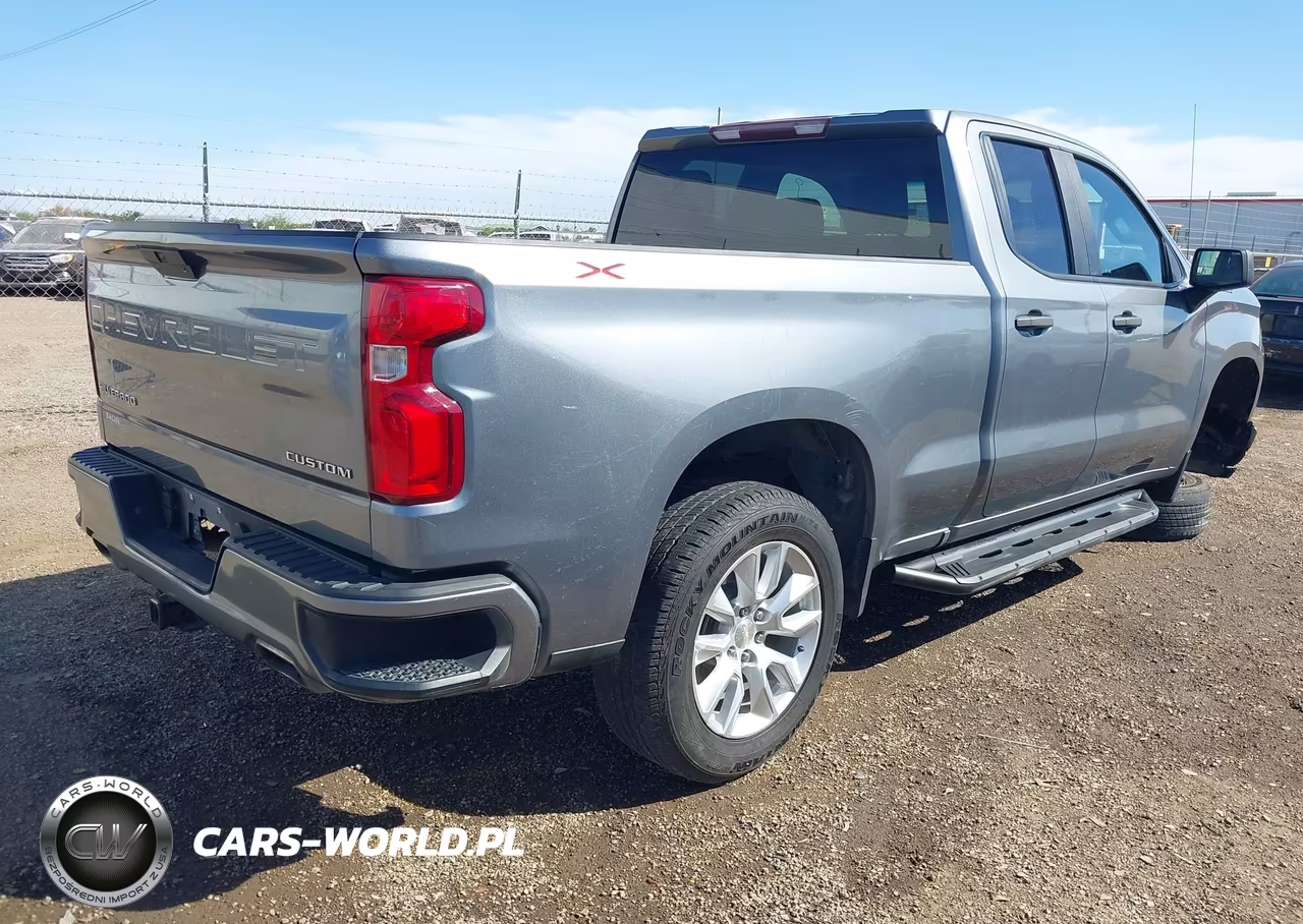 2019 Chevrolet Silverado 1500 Custom VIN:1GCRYBEFXKZ282493 - 4