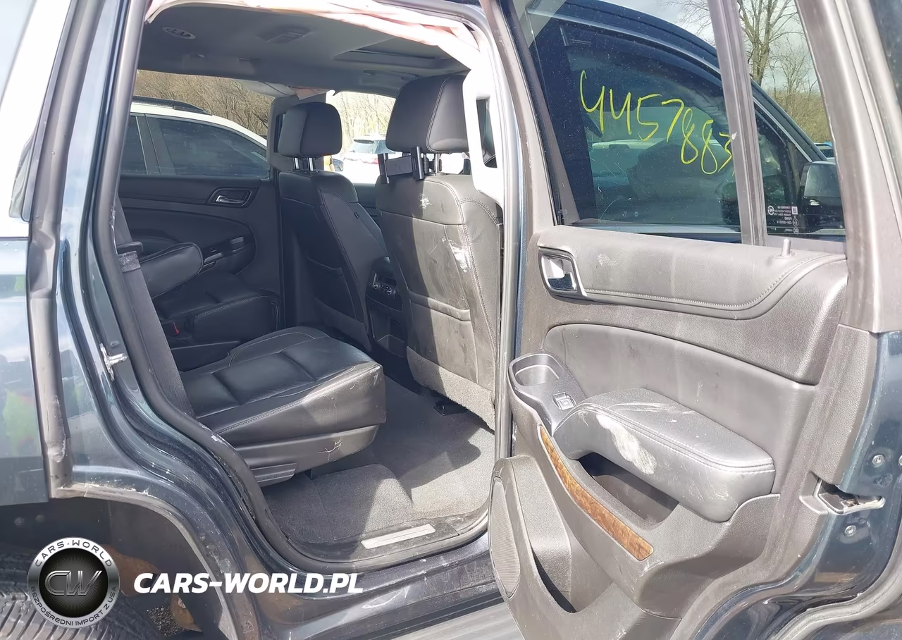 2019 Chevrolet Tahoe Lt VIN:1GNSKBKC1KR205726 - 5