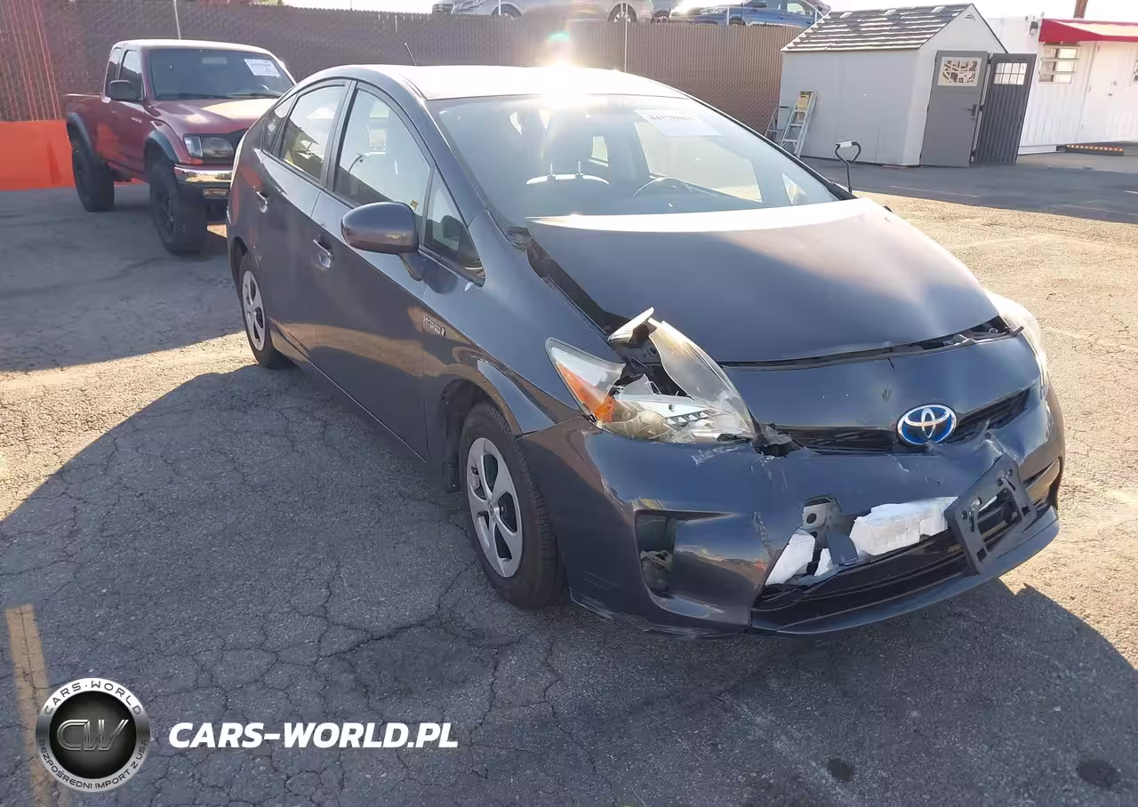 2015 Toyota Prius Three