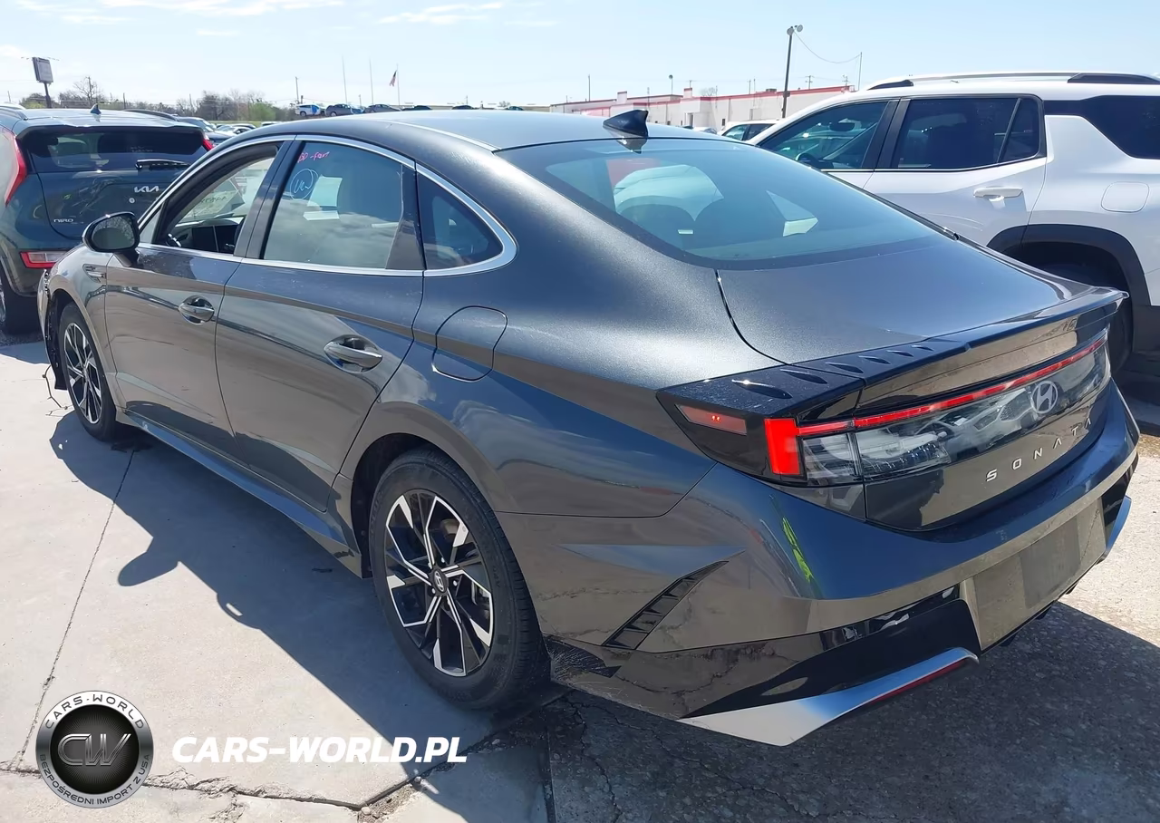2025 Hyundai Sonata Sel VIN:KMHL64JA3SA473734 - 3