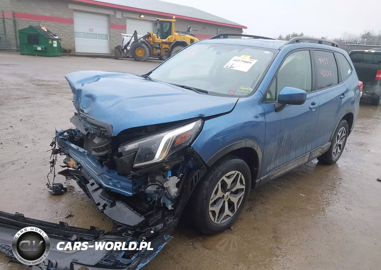 2022 Subaru Forester Premium VIN:JF2SKAEC4NH516643 - 2