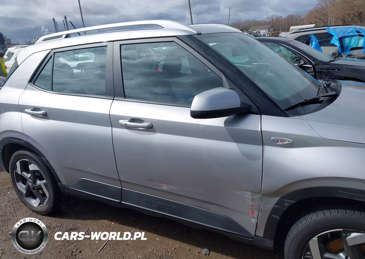 2026 Hyundai Venue Sel VIN:KMHRC8A39TU425716 - 13