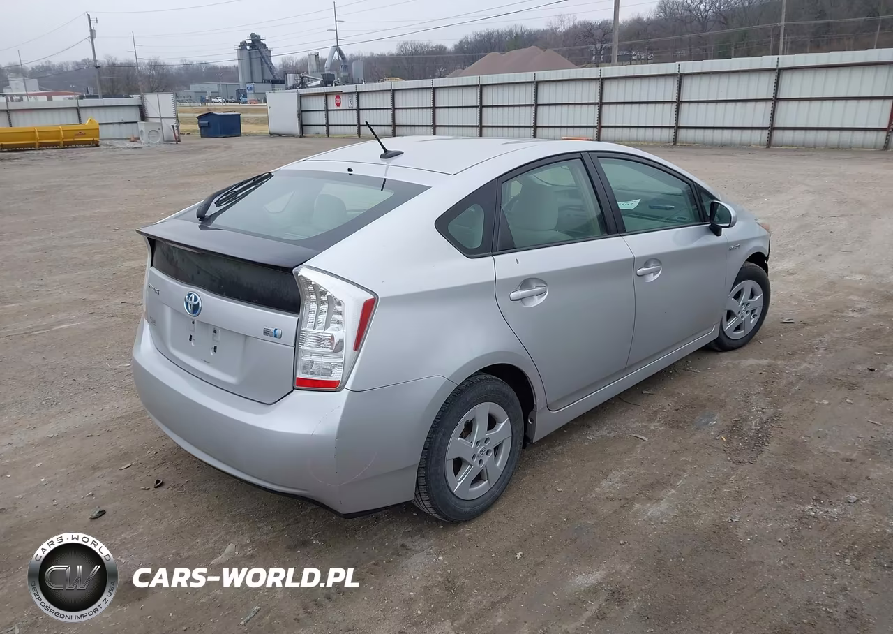 2010 Toyota Prius Ii VIN:JTDKN3DU8A1254219 - 4