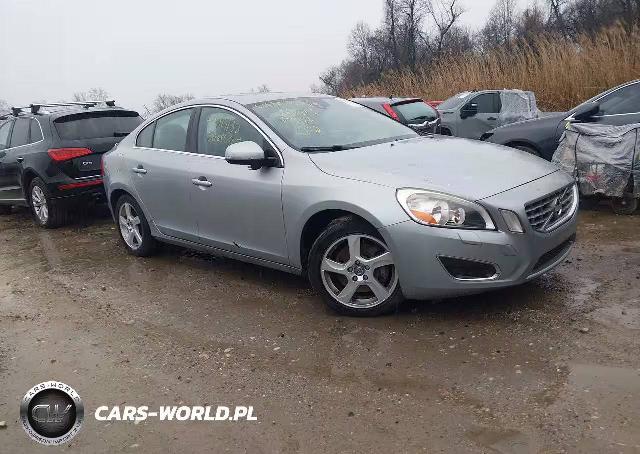 2013 Volvo S60 T5-T5 Platinum-T5 Premier-T5 Premier Plus