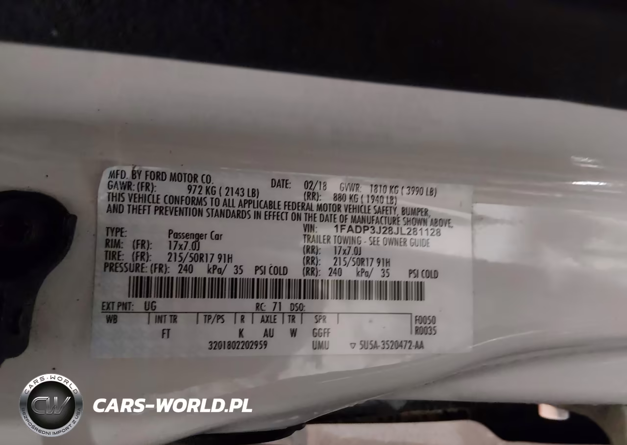 2018 Ford Focus Titanium VIN:1FADP3J28JL281128 - 9