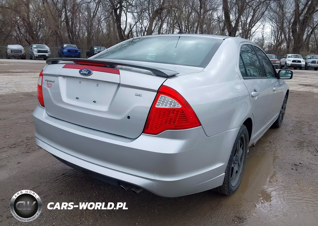 2011 Ford Fusion Se VIN:3FAHP0HA2BR122900 - 4