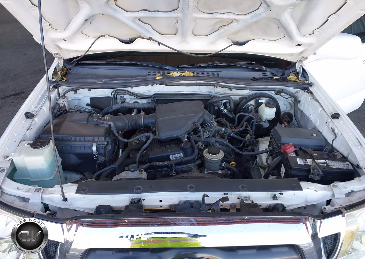 2011 Toyota Tacoma Prerunner VIN:5TFJX4GN3BX005499 - 10