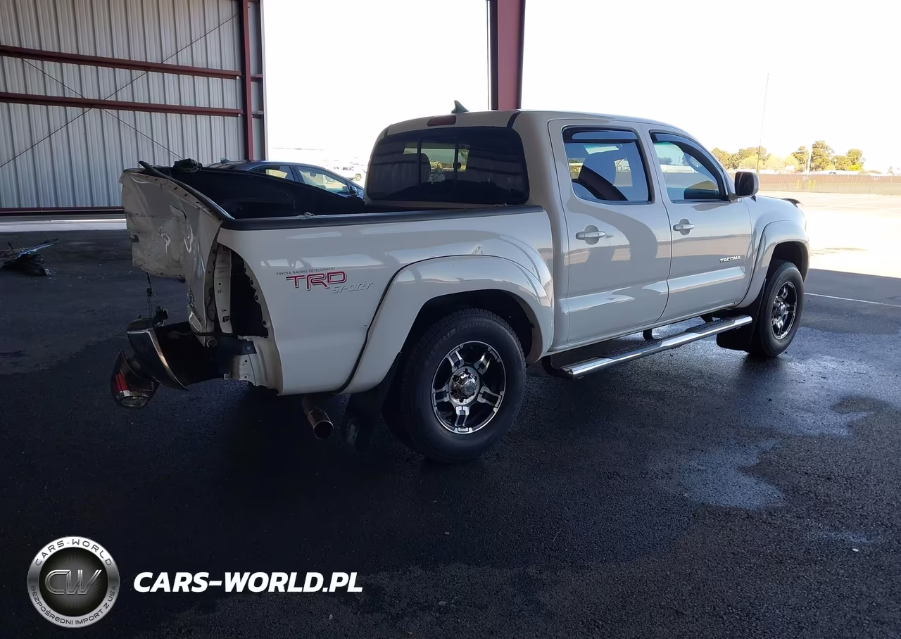 2011 Toyota Tacoma Prerunner VIN:5TFJX4GN3BX005499 - 4