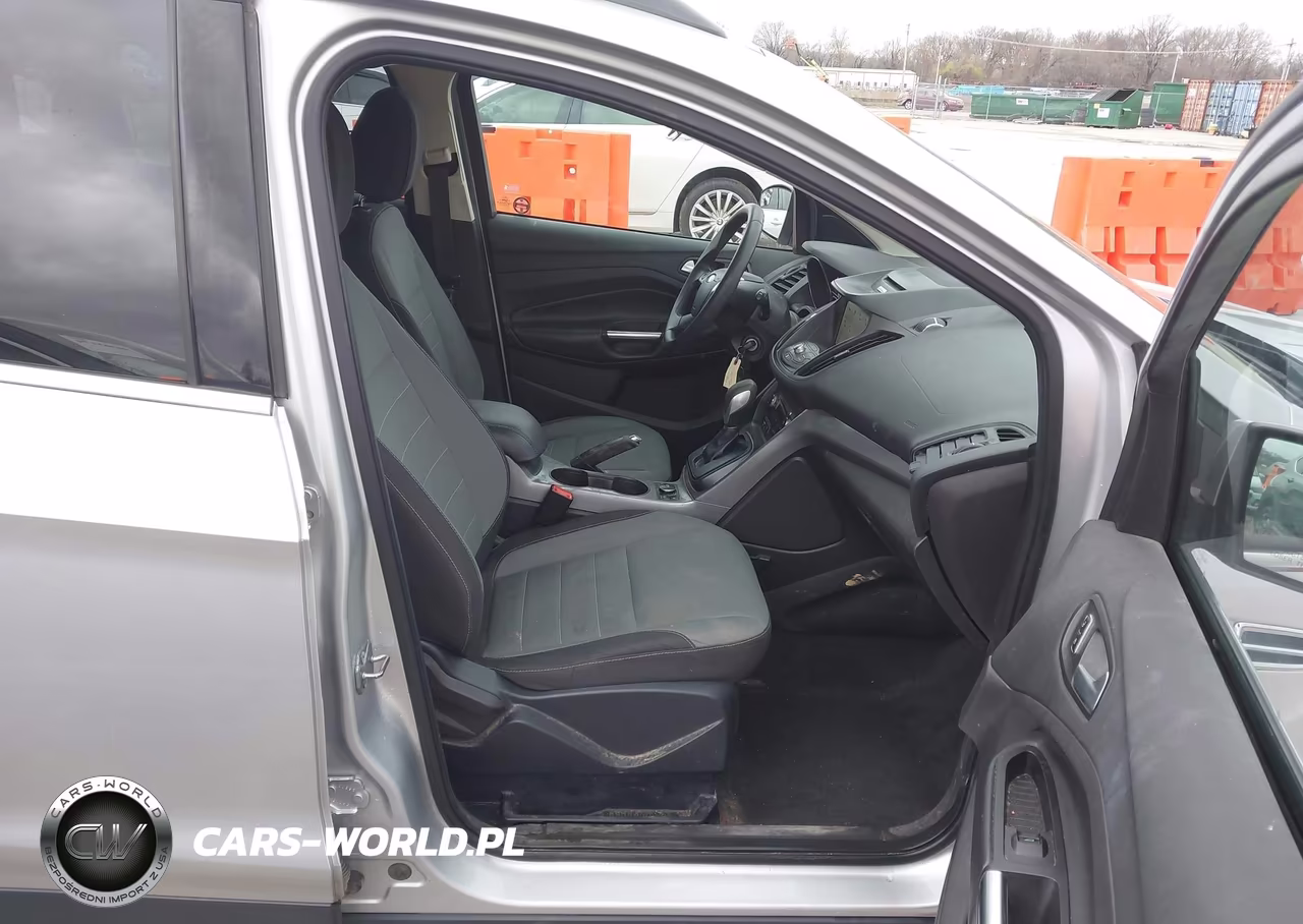 2016 Ford Escape Se VIN:1FMCU9G97GUC02228 - 5