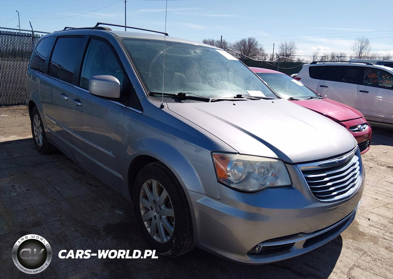 2013 Chrysler Town & Country Touring
