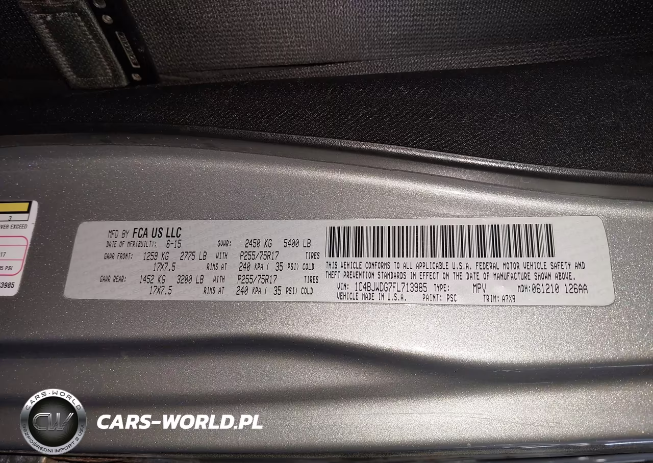 2015 Jeep Wrangler Unlimited Sport VIN:1C4BJWDG7FL713985 - 9