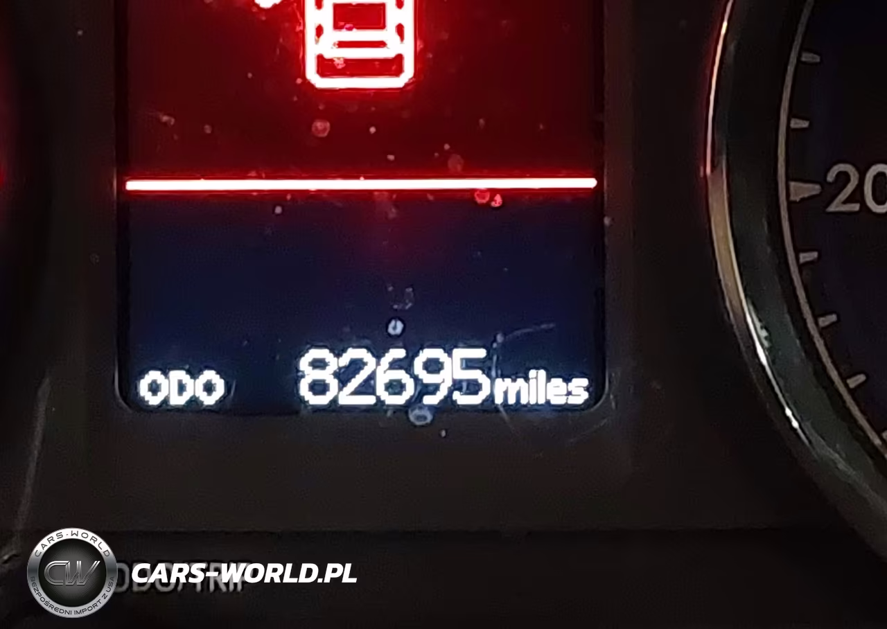 2018 Toyota Corolla Le VIN:5YFBURHE3JP822591 - 14