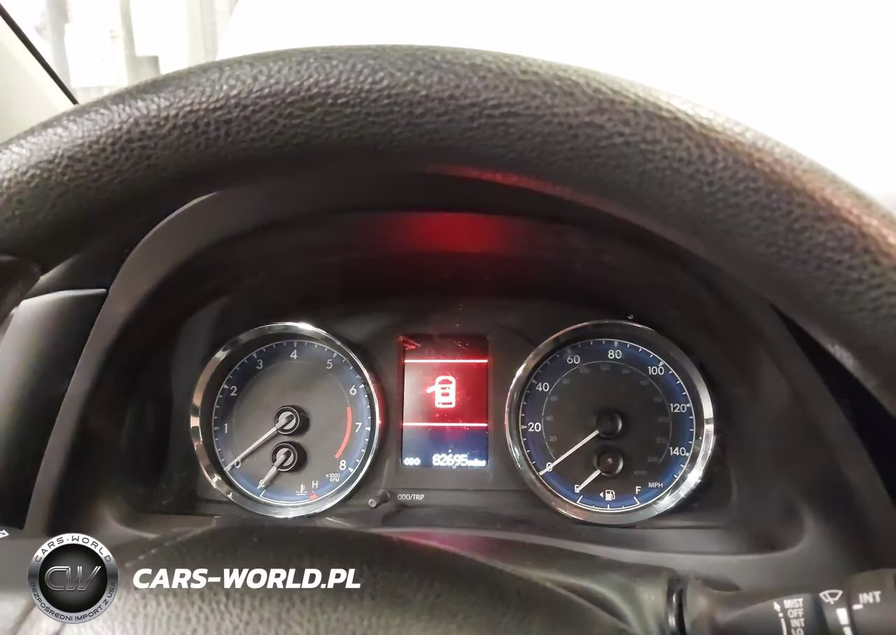 2018 Toyota Corolla Le VIN:5YFBURHE3JP822591 - 7
