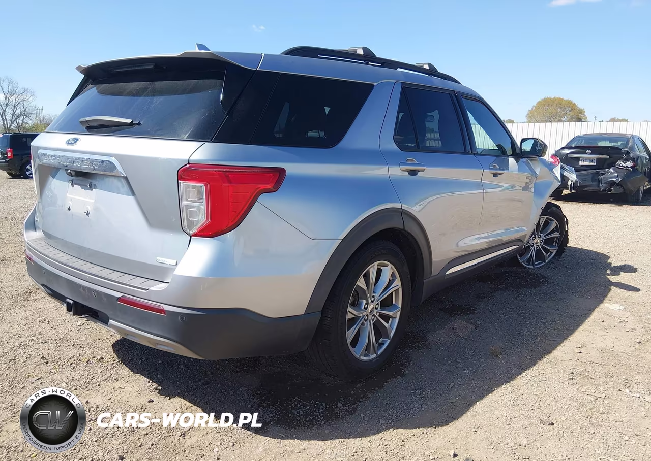 2020 Ford Explorer Xlt VIN:1FMSK7DH0LGB71642 - 4