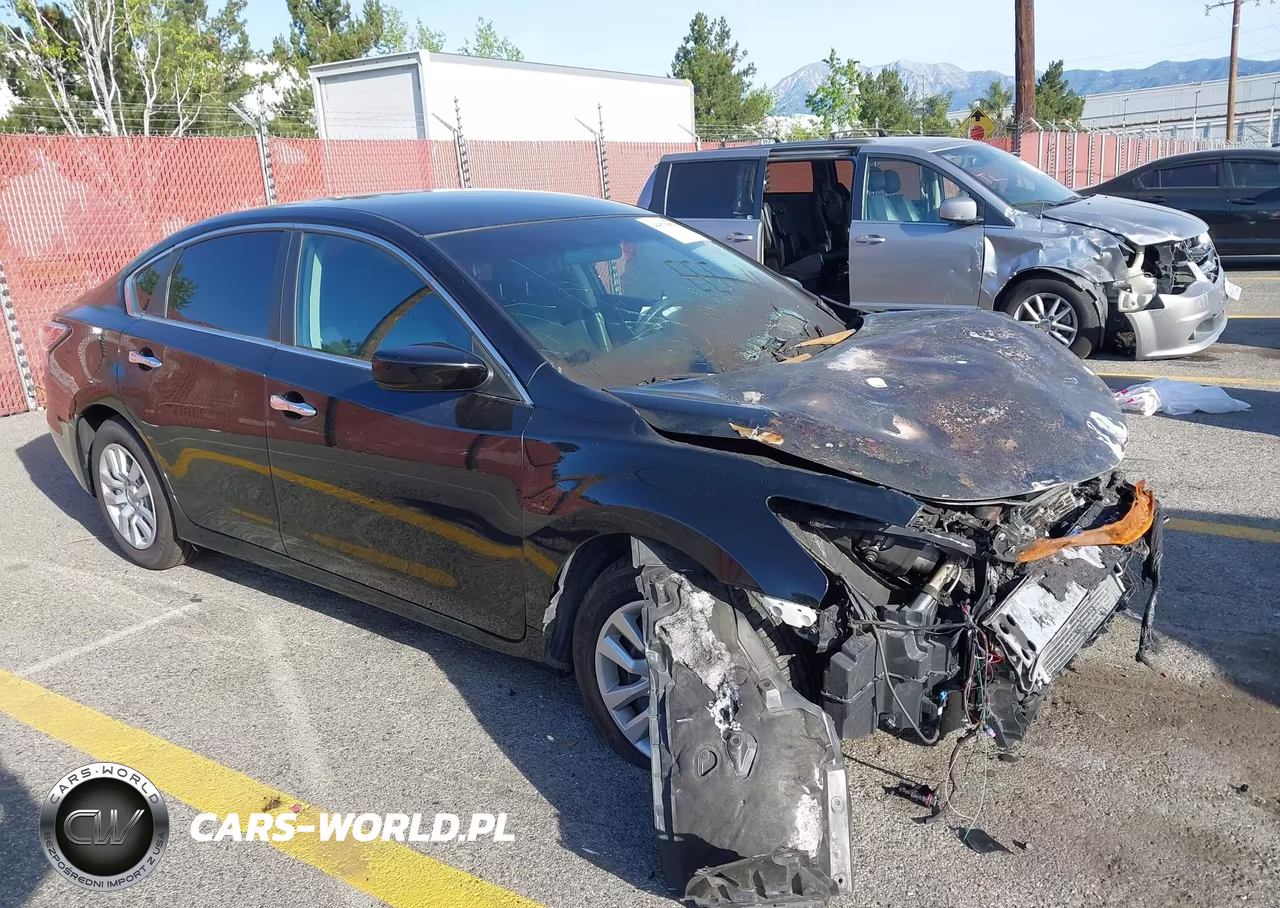 2015 Nissan Altima 2.5 S – zdjęcie 1 z 16