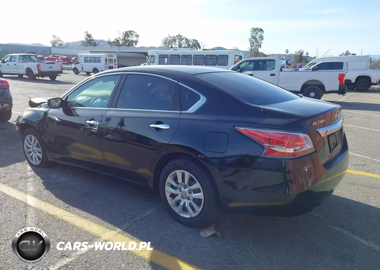 2015 Nissan Altima 2.5 S VIN:1N4AL3AP5FN371634 - 3