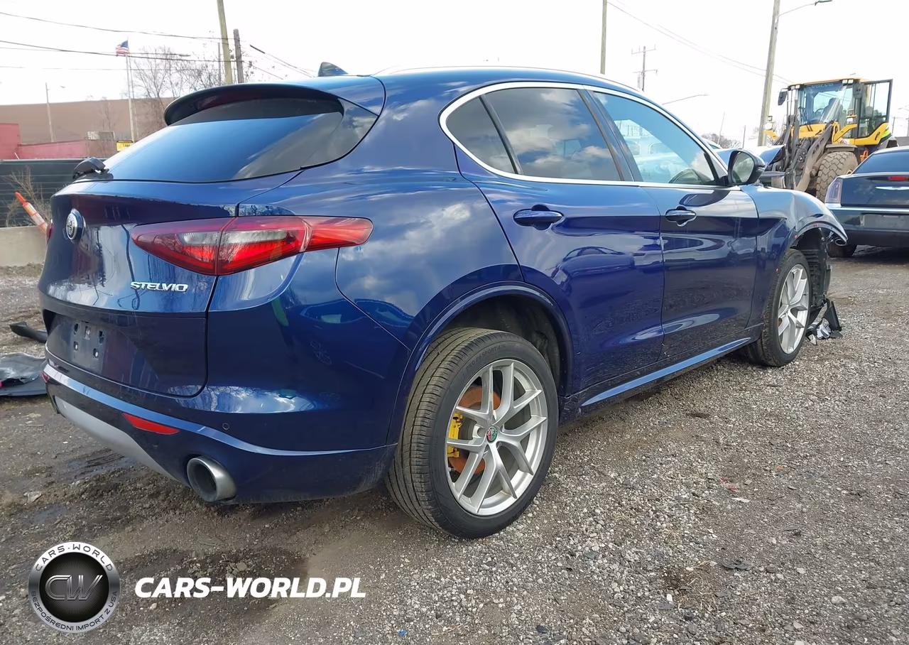 2021 Alfa Romeo Stelvio Ti Awd VIN:ZASPAKBN0M7D16647 - 4