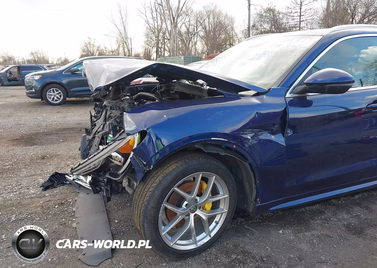 2021 Alfa Romeo Stelvio Ti Awd VIN:ZASPAKBN0M7D16647 - 6