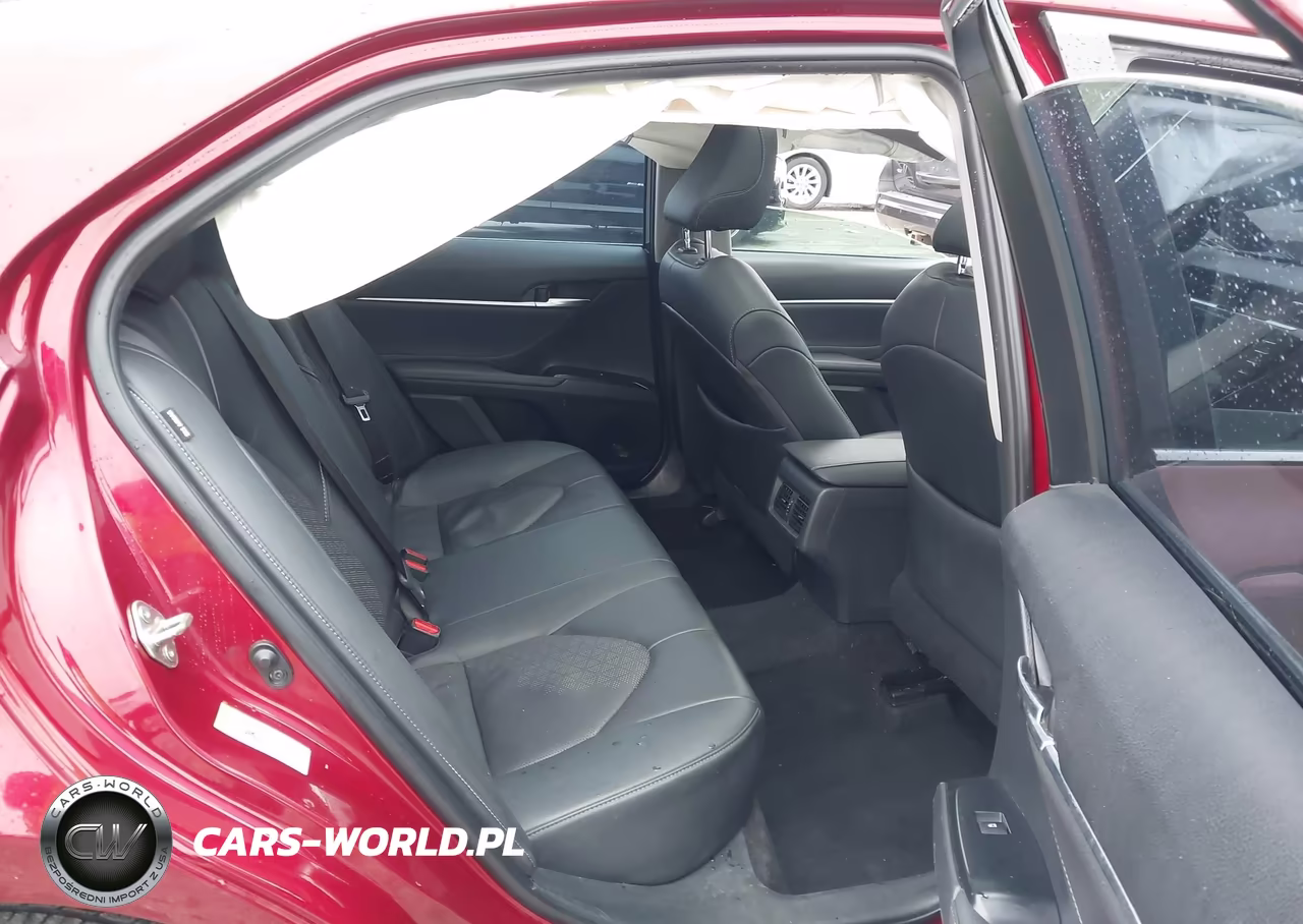 2018 Toyota Camry Xse VIN:4T1B61HK9JU539743 - 8