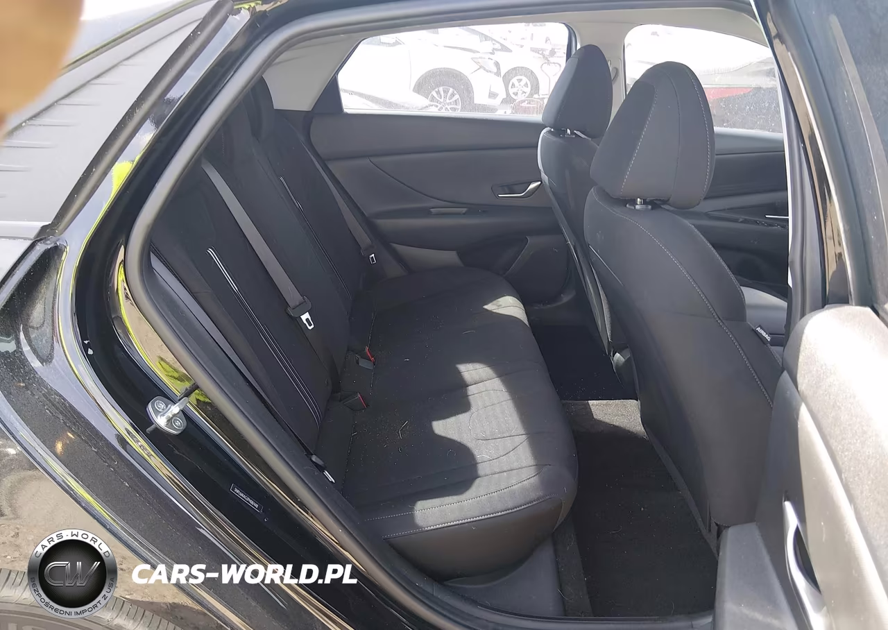 2023 Hyundai Elantra Sel VIN:5NPLM4AG2PH087448 - 8