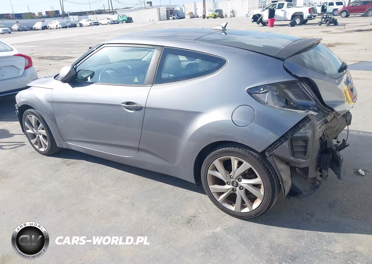 2017 Hyundai Veloster VIN:KMHTC6AD6HU309092 - 3