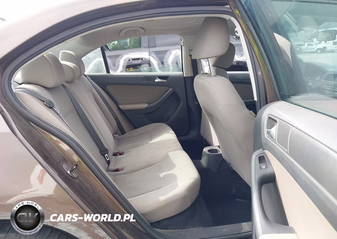 2013 Volkswagen Jetta 2.0L S VIN:3VW2K7AJ3DM391213 - 8