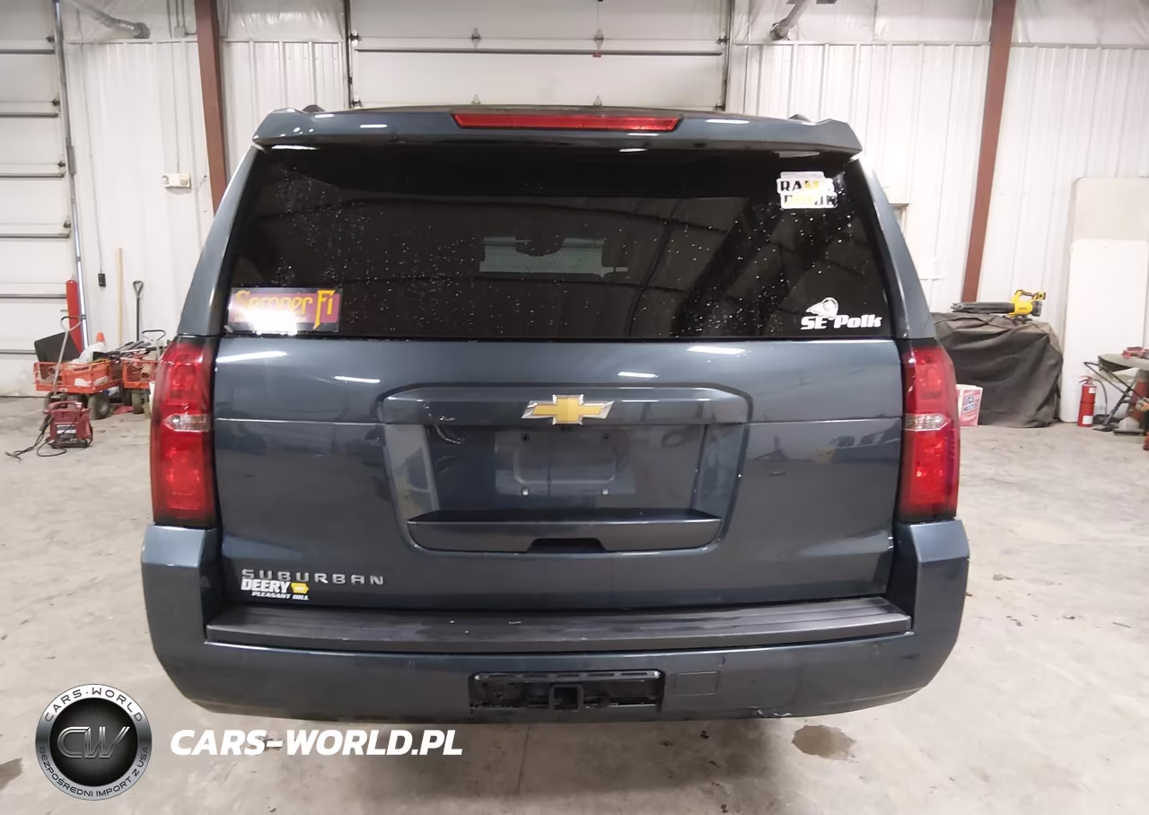 2019 Chevrolet Suburban Lt VIN:1GNSKHKC1KR388063 - 16