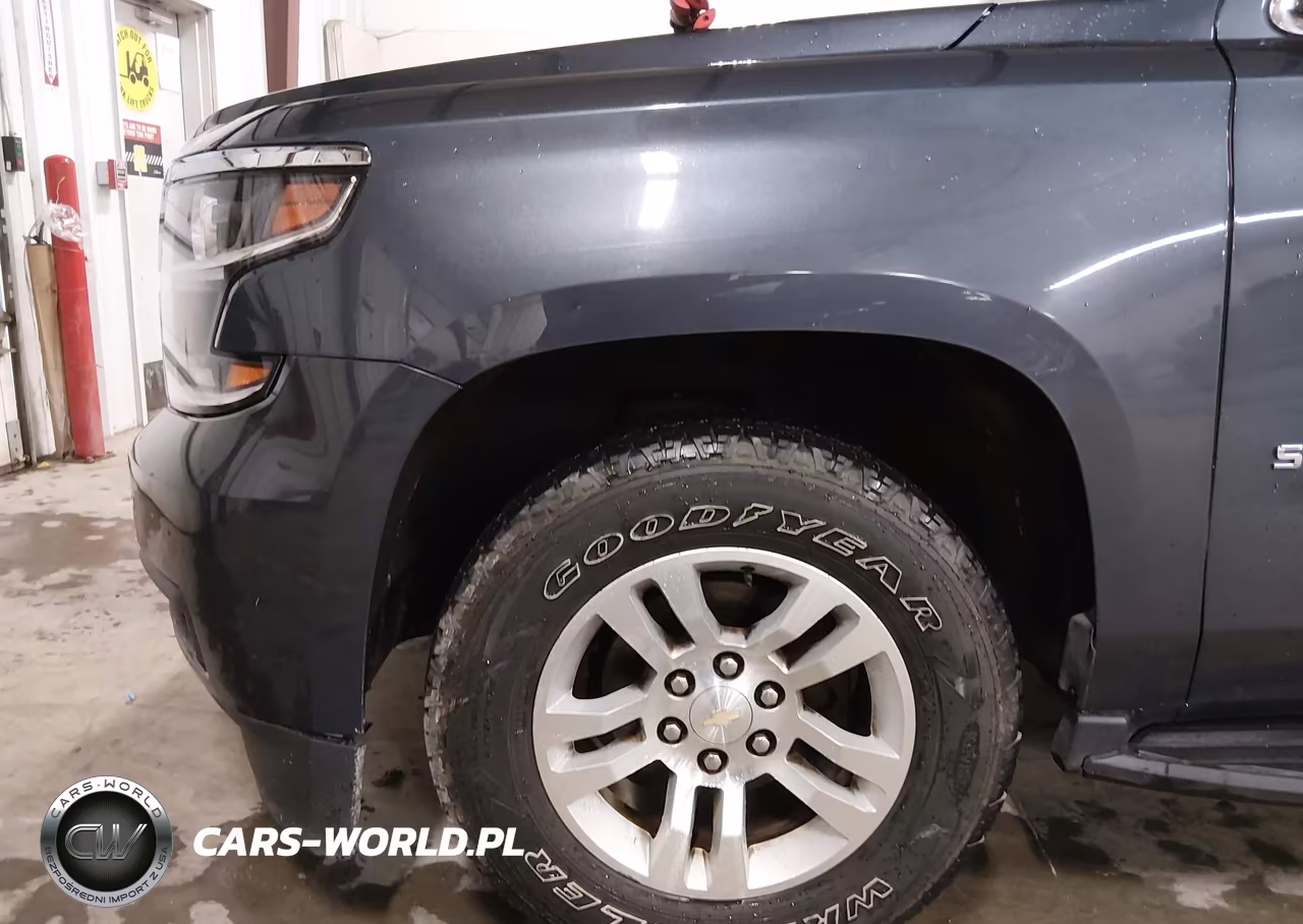 2019 Chevrolet Suburban Lt VIN:1GNSKHKC1KR388063 - 20