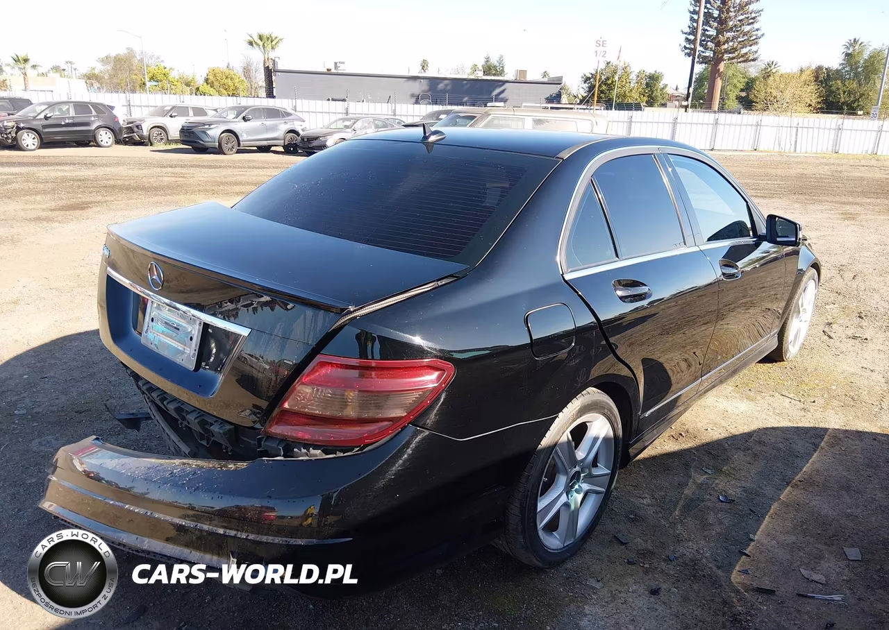 2010 Mercedes-Benz C 300 Luxury-Sport VIN:WDDGF5EB0AF430264 - 4