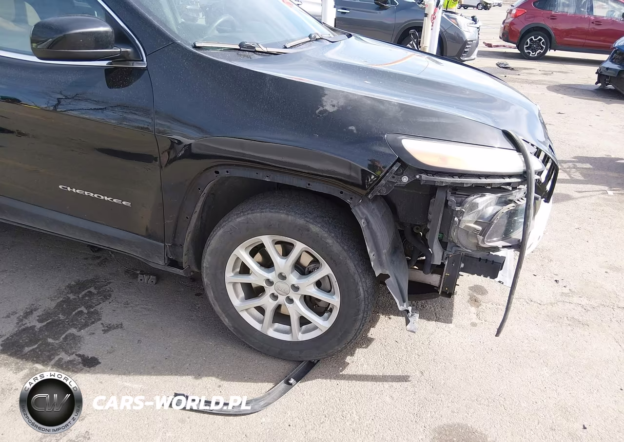 2018 Jeep Cherokee Latitude 4X4 VIN:1C4PJMCB4JD515089 - 21