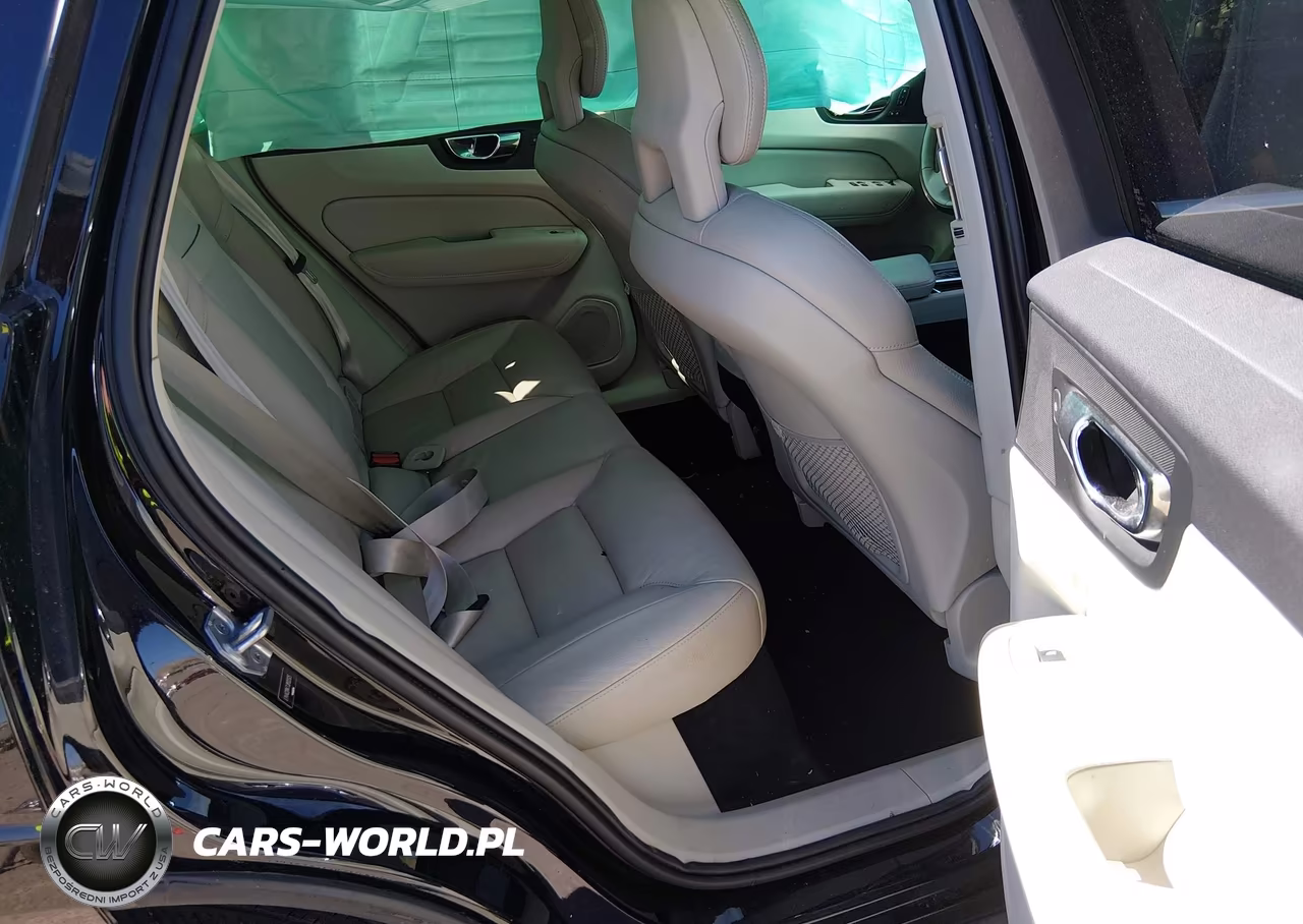 2018 Volvo Xc60 T6 Momentum VIN:LYVA22RK7JB122325 - 8